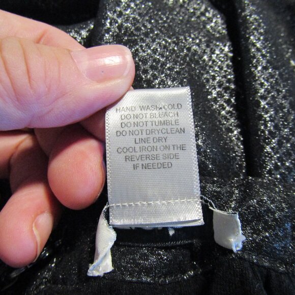 Cache Chain Link Strap Metallic Top - Picture 12 of 12